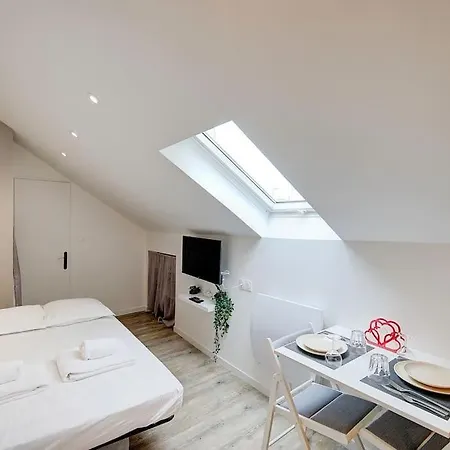 Sakura - Face Gare Daire